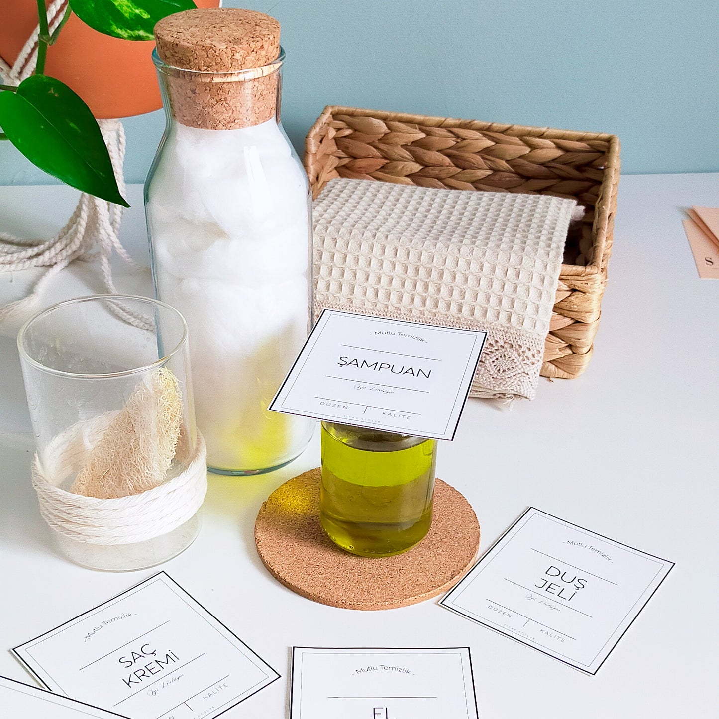 Deterjan, Temizlik ve Şişe Düzen Etiketi | model. Mutlu Temizlik